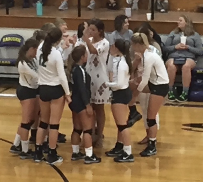Lady Eagles Start Conference Play